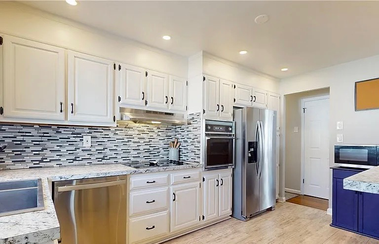 2809 Green Acres Dr - Photo 3 of 18