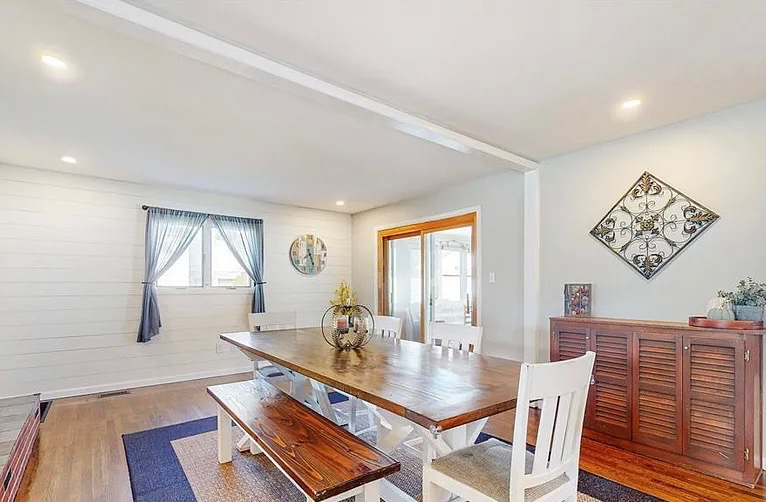 2809 Green Acres Dr - Photo 4 of 18