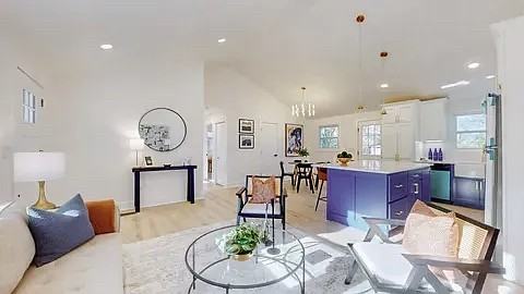 3056 Hillside Rd - Photo 7 of 10