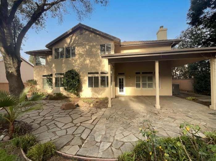 11950 Rising Sun Way - Photo 4 of 32