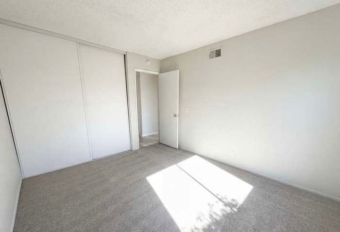 13142 E Mesa Verde Dr - Photo 4 of 23