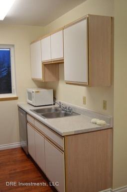 1501 24th ave - Photo 2 of 25