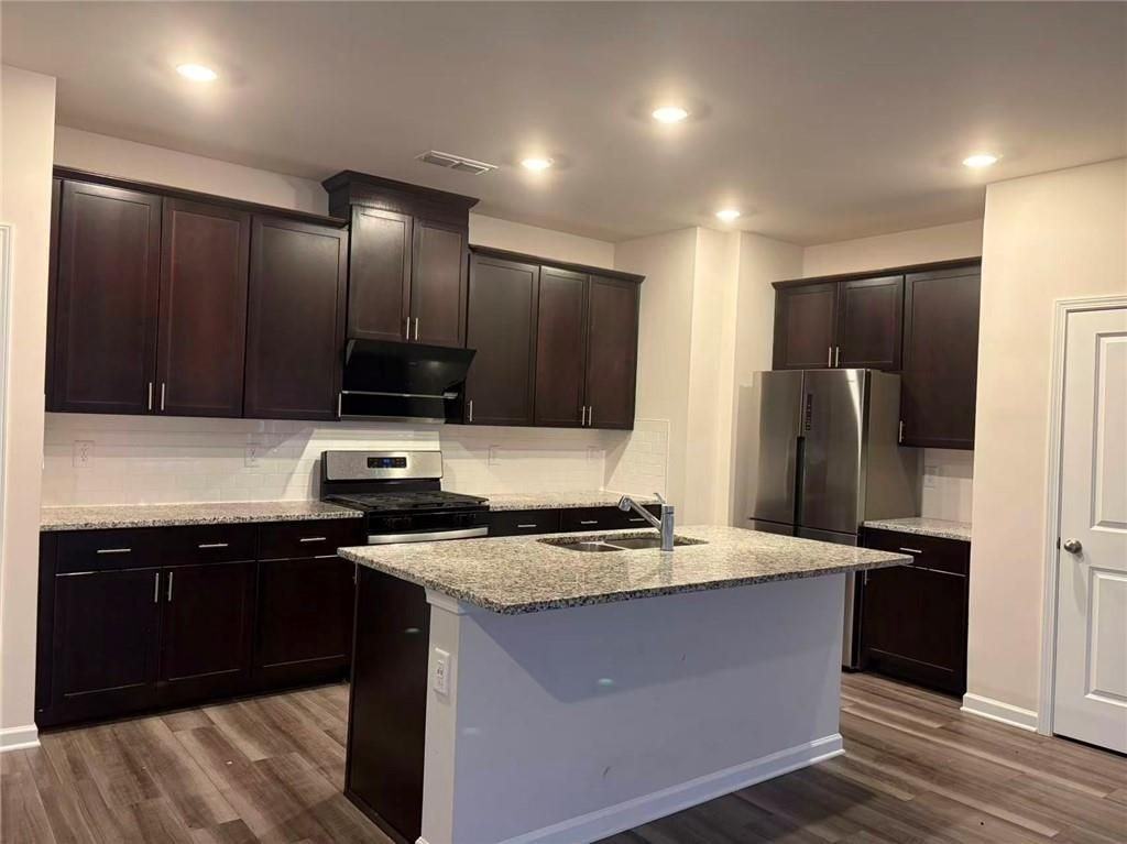 2214 Whitworth St - Photo 2 of 3