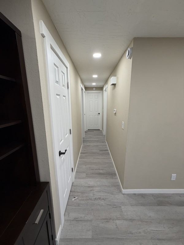 4640 Wyoming Ave Ne - Photo 5 of 10