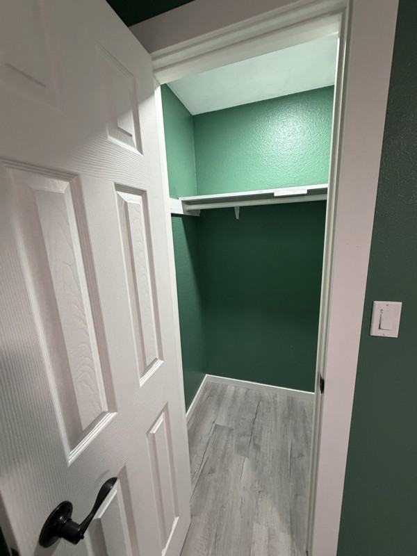 4640 Wyoming Ave Ne - Photo 7 of 10