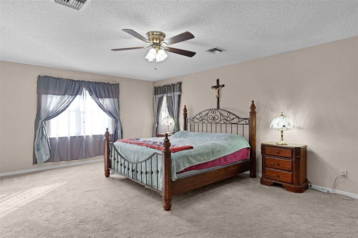 602 Fourth Ave - Photo 3 of 7