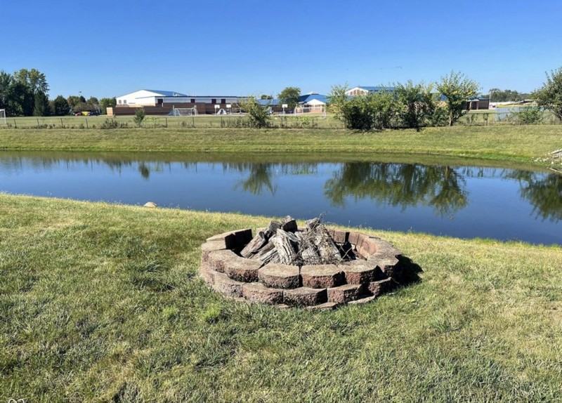 14058 Southwood Cir - Photo 4 of 20