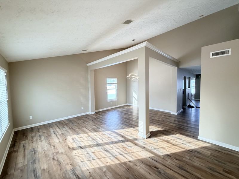 14058 Southwood Cir - Photo 6 of 20