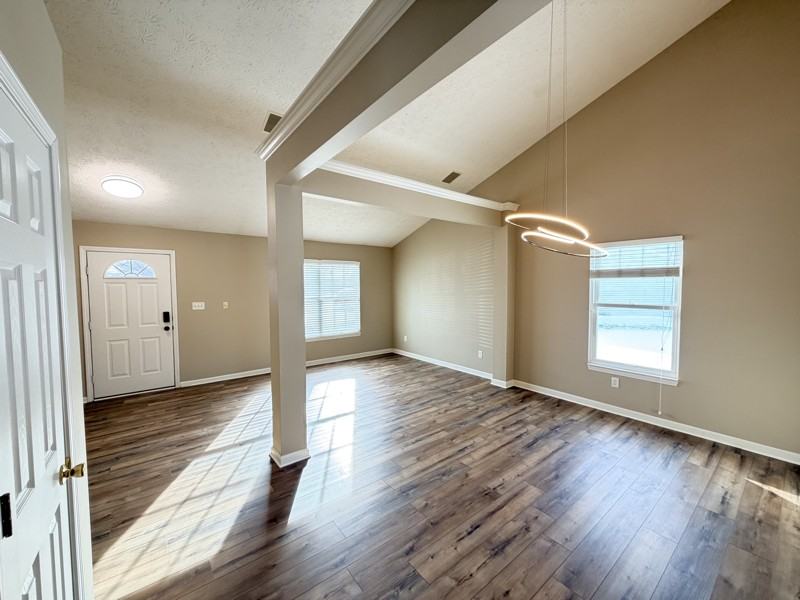 14058 Southwood Cir - Photo 7 of 20