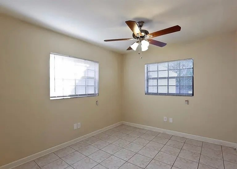 9140 Sw 178th Ter - Photo 7 of 18