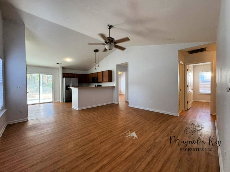 1117 Stoney Falls Blvd - Photo 3 of 20