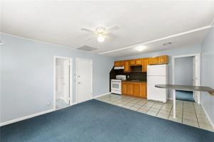 featured image of 163 Robinson Ave #2R