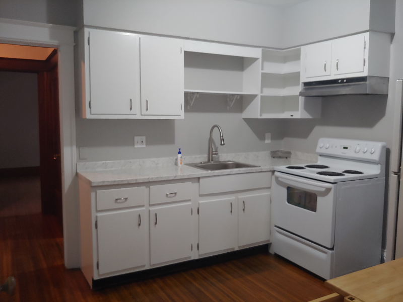 770 N Winton Rd - Photo 3 of 8