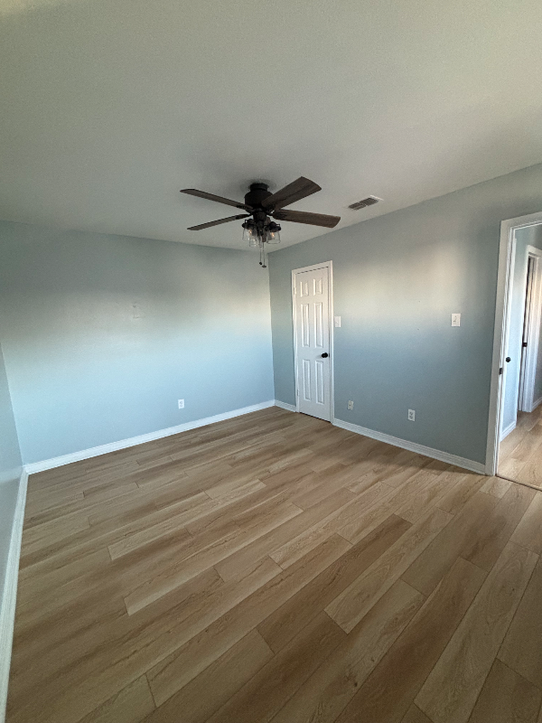 22 South, Commonsway Drive #B - Photo 2 of 8