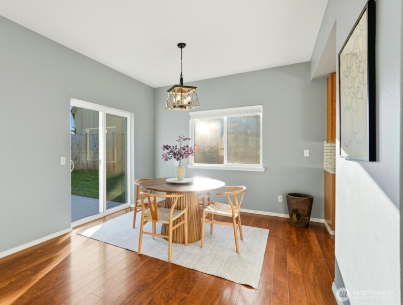 20505 66th Dr Ne - Photo 5 of 17