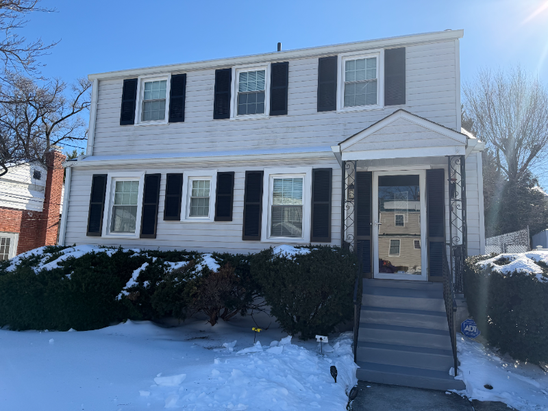 5209 Mineola Rd - Photo 2 of 9