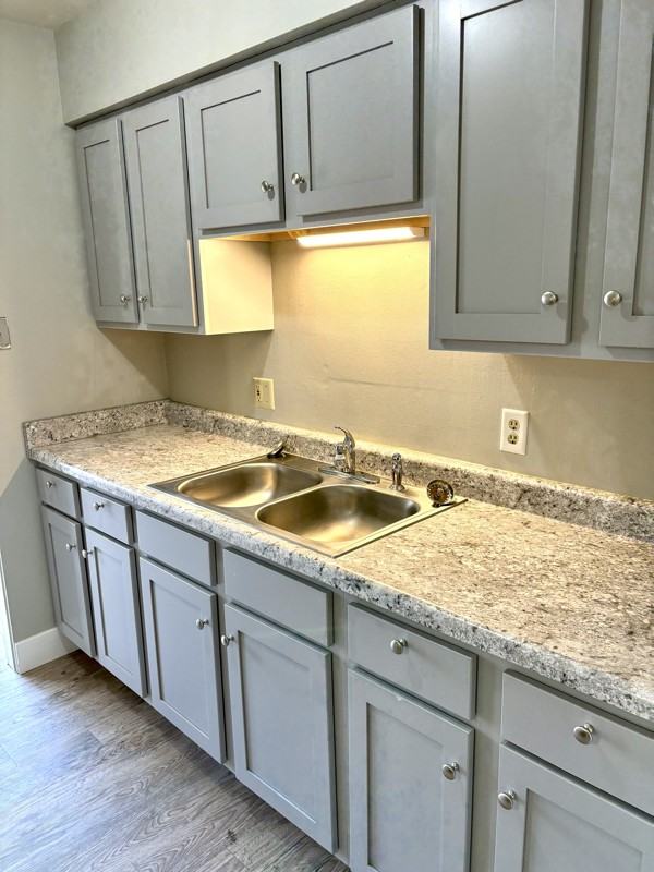 4026 N Illinois Ave #11 - Photo 2 of 20