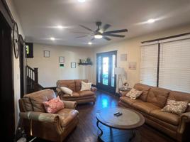 featured image of 2121 Burnet Ave
