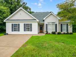 featured image of 211 Crakston Ct