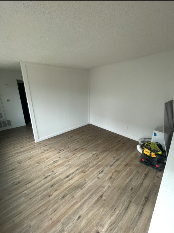 10762 E Exposition Ave - Photo 6 of 12