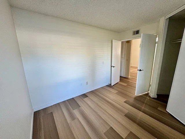 3238 Canary Ct - Photo 4 of 15