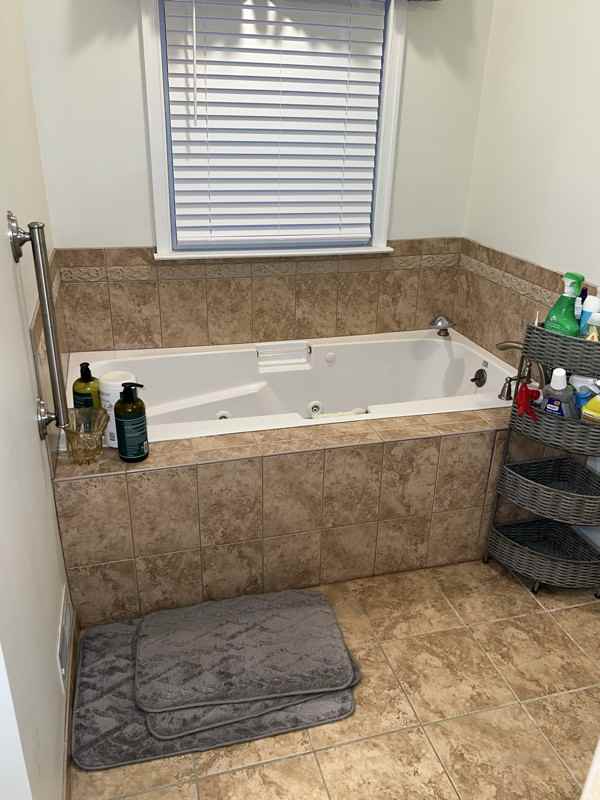 18 Schollcrest Ave - Photo 5 of 13