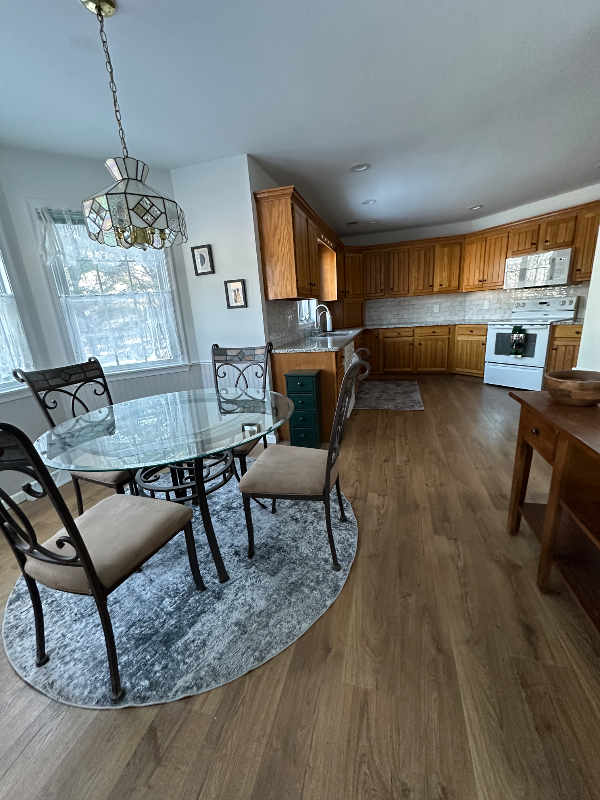 3410 Faye Dr - Photo 3 of 12