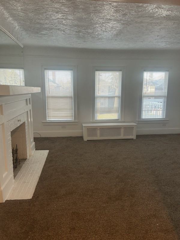 1929 Calvert St - Photo 4 of 13