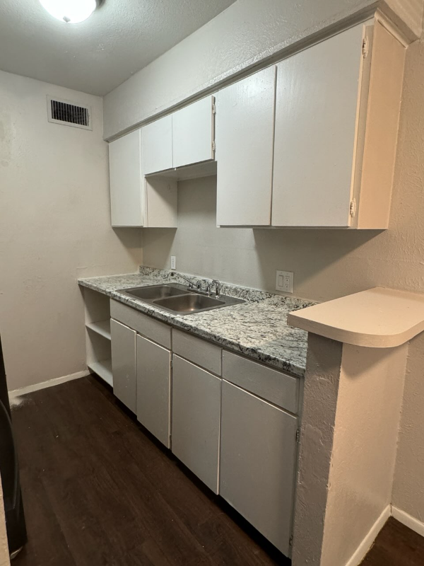 1533 Industrial Dr E #221 - Photo 6 of 9