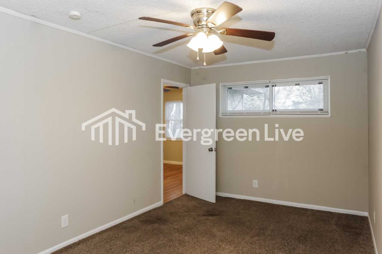 507 Eastbrook Cir Nw - Photo 7 of 15