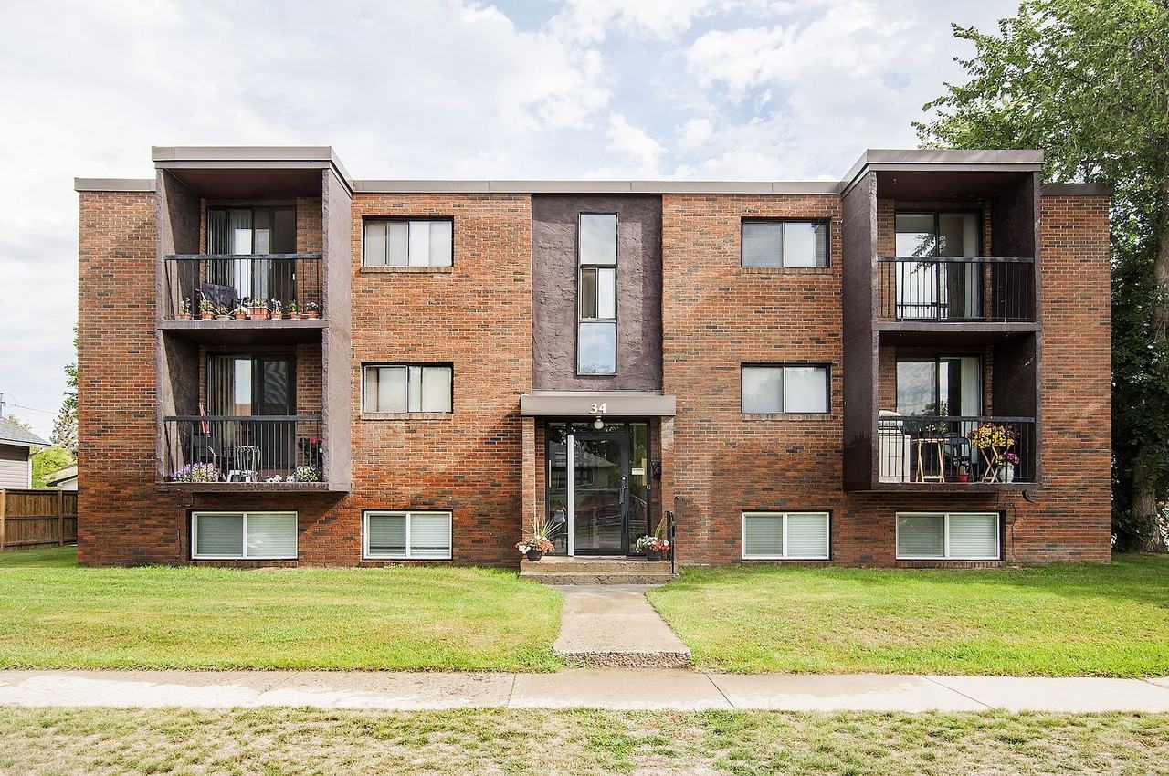 34 on 6th High River - Photo 2 of 21