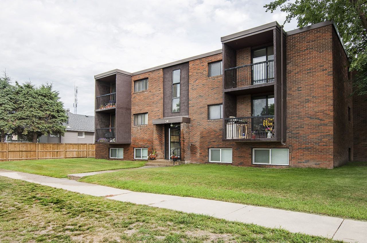 34 on 6th High River - Photo 3 of 21