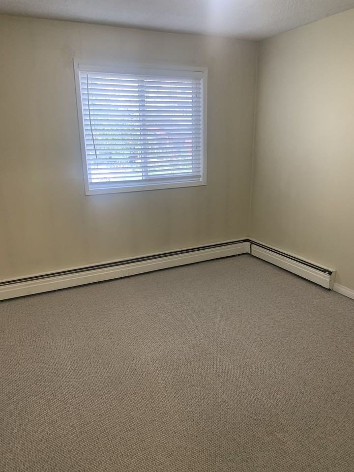 SUNNYSIDE! - 932 on 1st Calgary - Photo 5 of 43