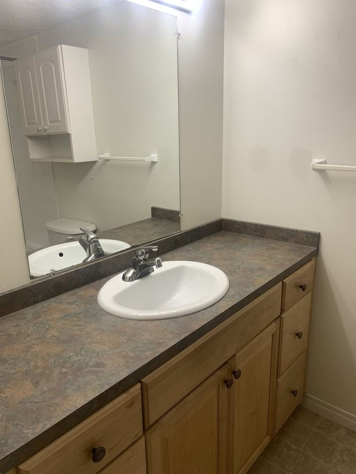 SUNNYSIDE! - 932 on 1st Calgary - Photo 7 of 43