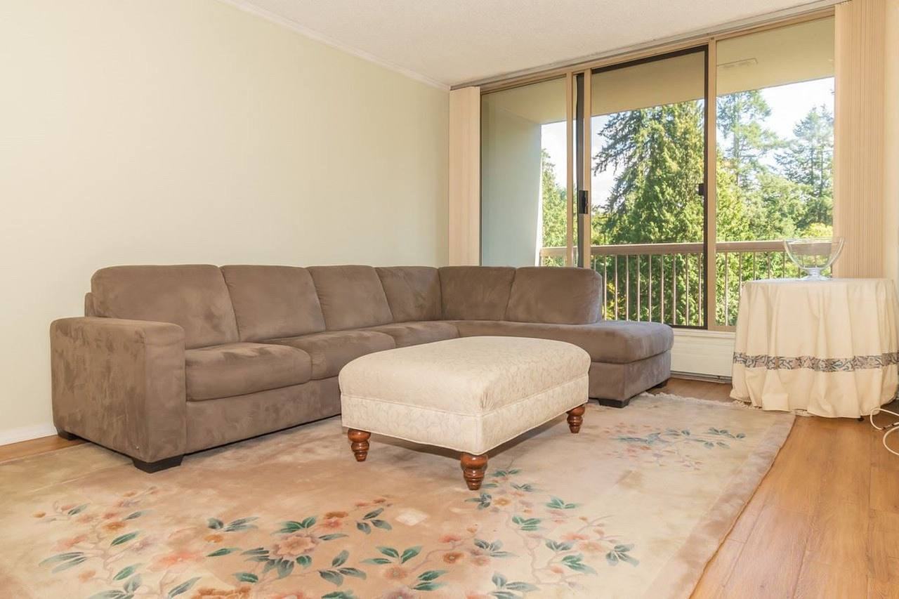 2008 Fullerton Ave - Photo 3 of 7