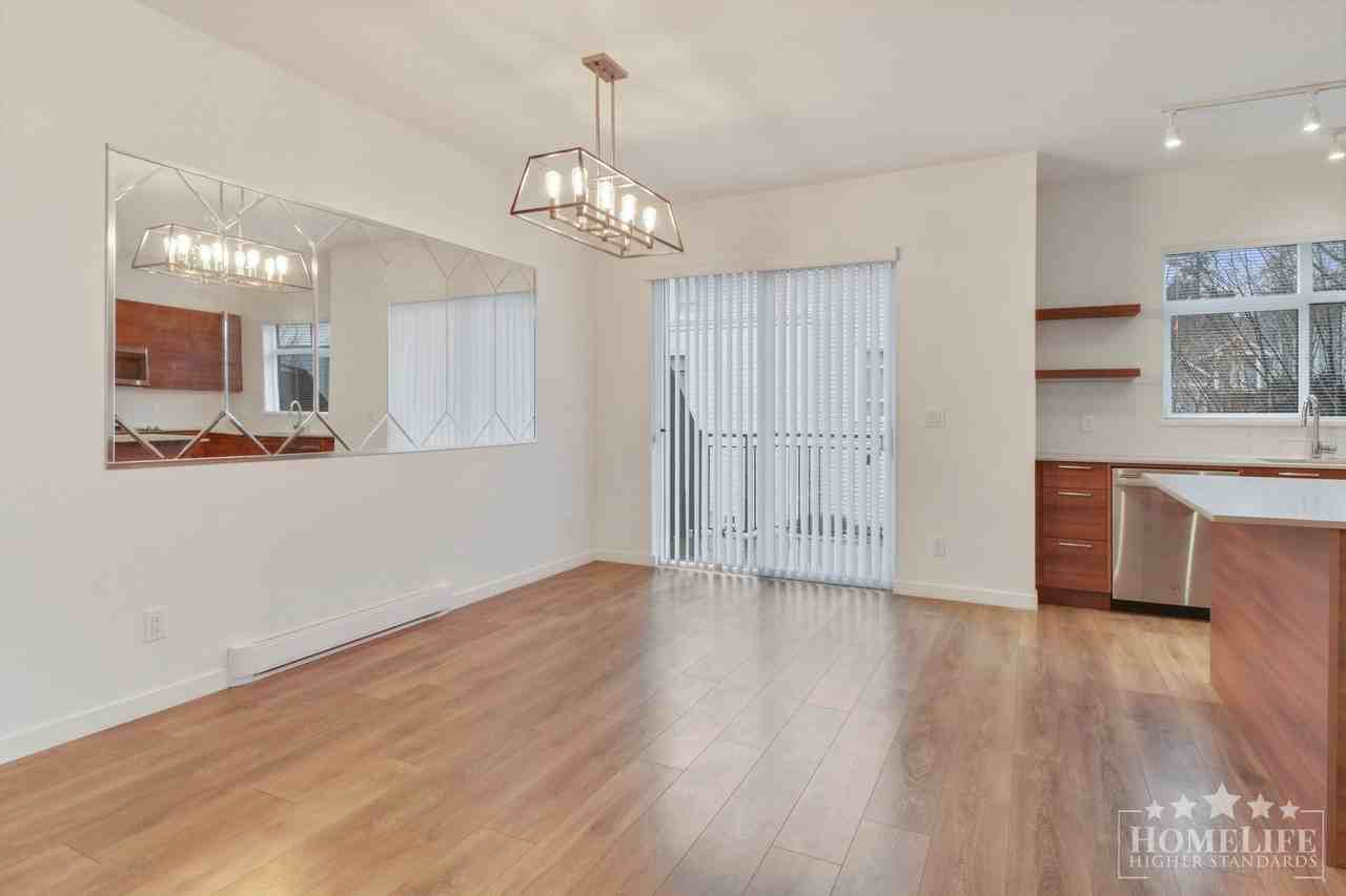 16433 Watson Dr - Photo 5 of 22