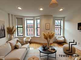 featured image of 510 Manhattan Avenue #4A