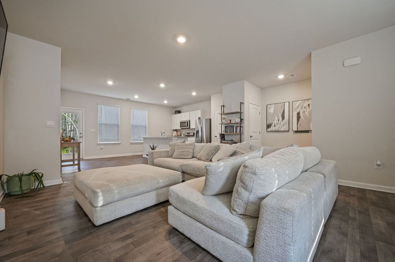 193 Currant Cir #1 - Photo 7 of 26