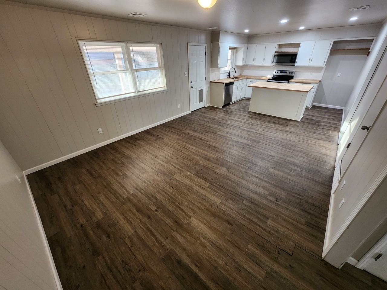 525 Rebecca Ln #1 - Photo 5 of 17