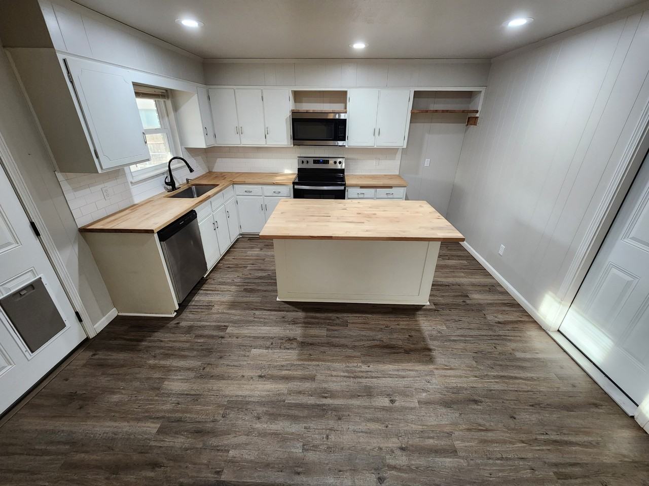 525 Rebecca Ln #1 - Photo 6 of 17