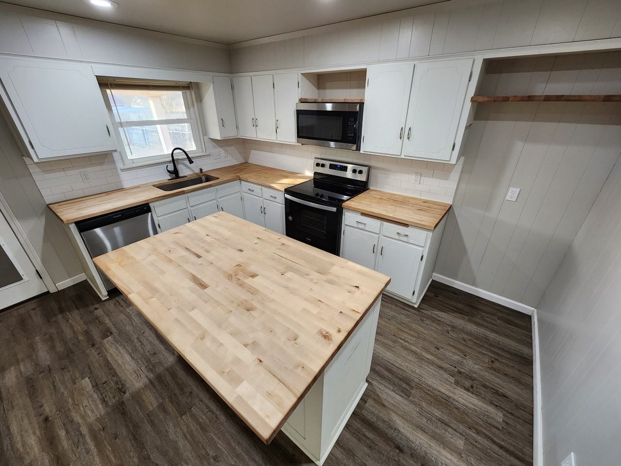 525 Rebecca Ln #1 - Photo 7 of 17