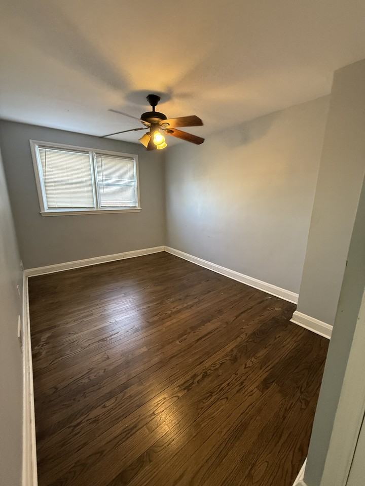 613 S Beechfield Ave #MAIN - Photo 6 of 15