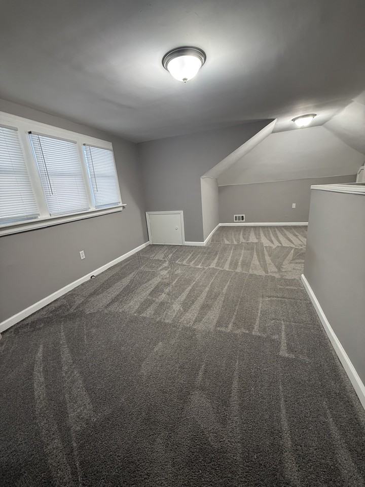 612 New Jersey Ave #MAIN - Photo 5 of 11