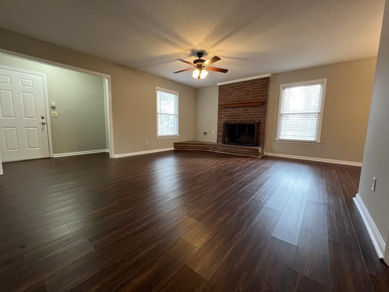 31 Somerset Townhouses #NA - Photo 2 of 15