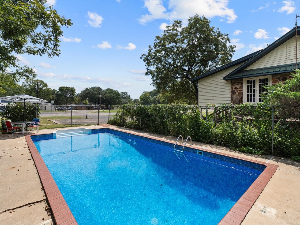 107 Saint John St #NA - Photo 3 of 20