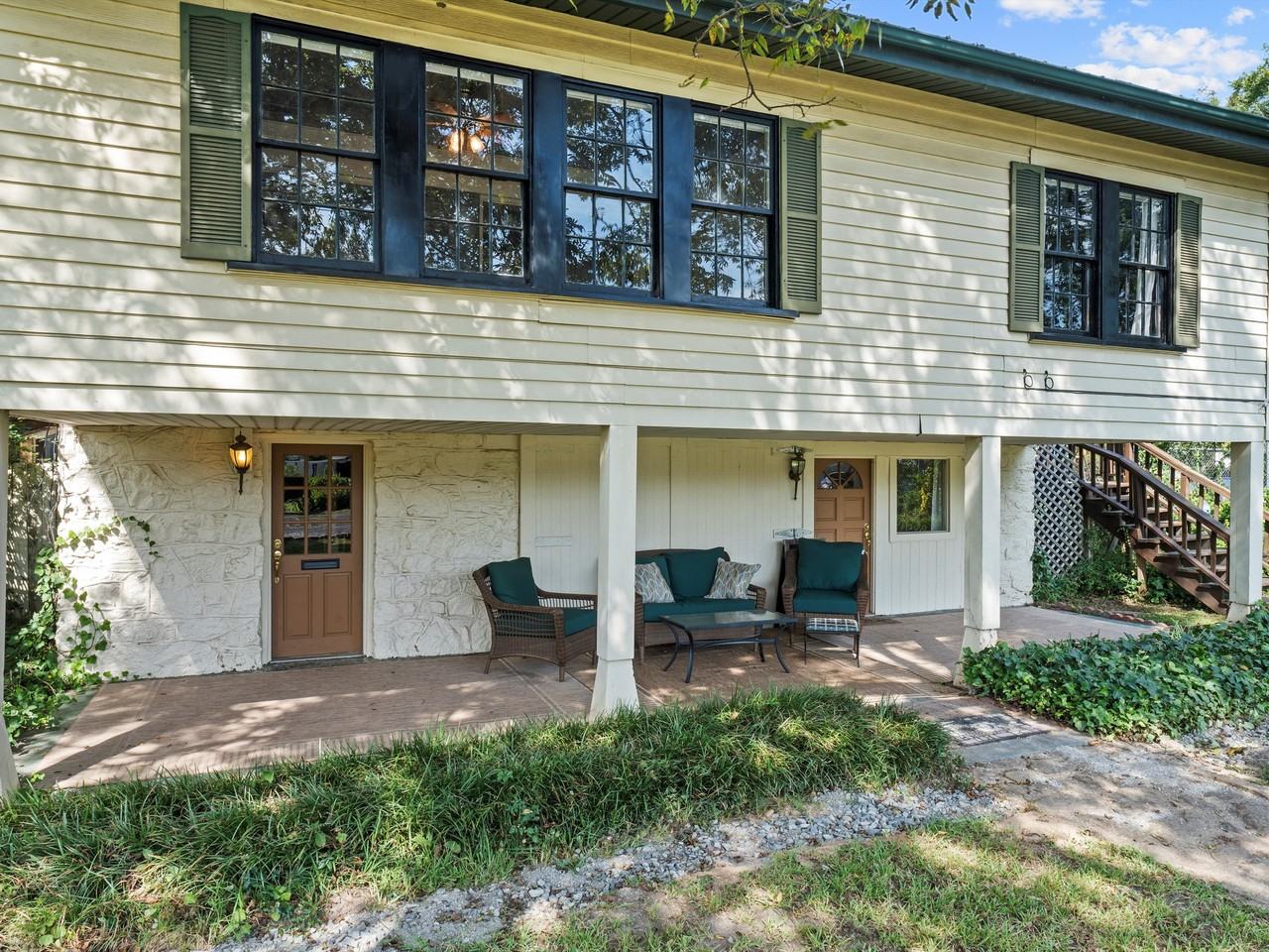 107 Saint John St #NA - Photo 5 of 20