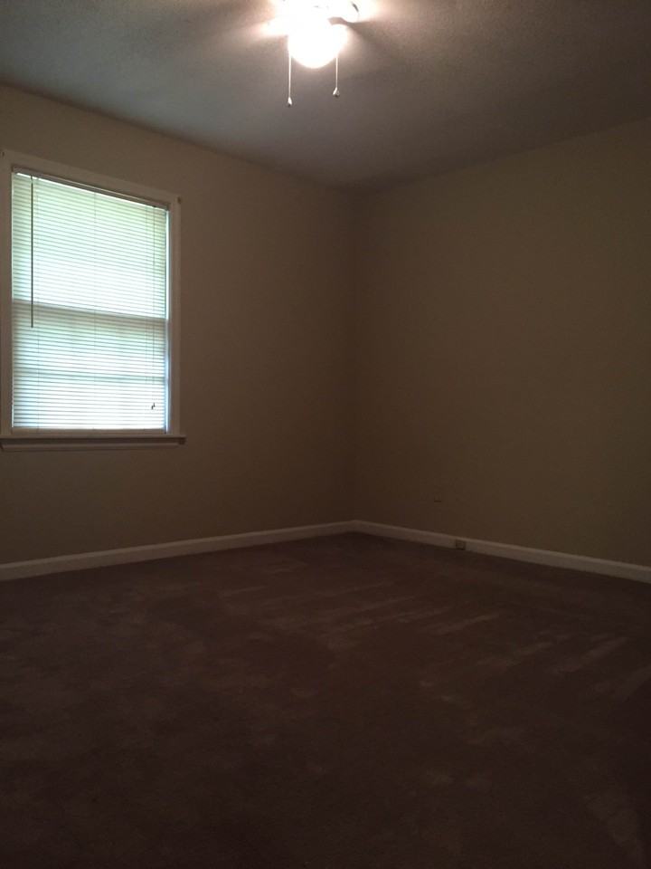 212 Henderson St #NA - Photo 6 of 18