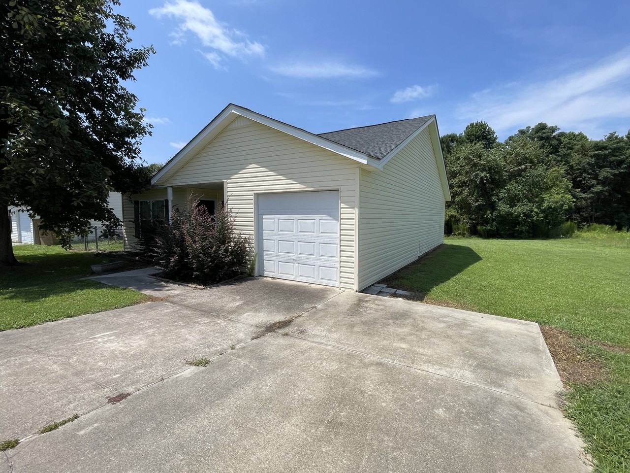 5012 Scotch Pine Ave #NA - Photo 2 of 19