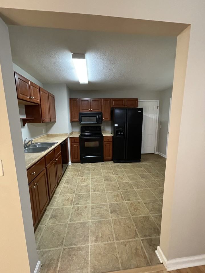 5012 Scotch Pine Ave #NA - Photo 7 of 19