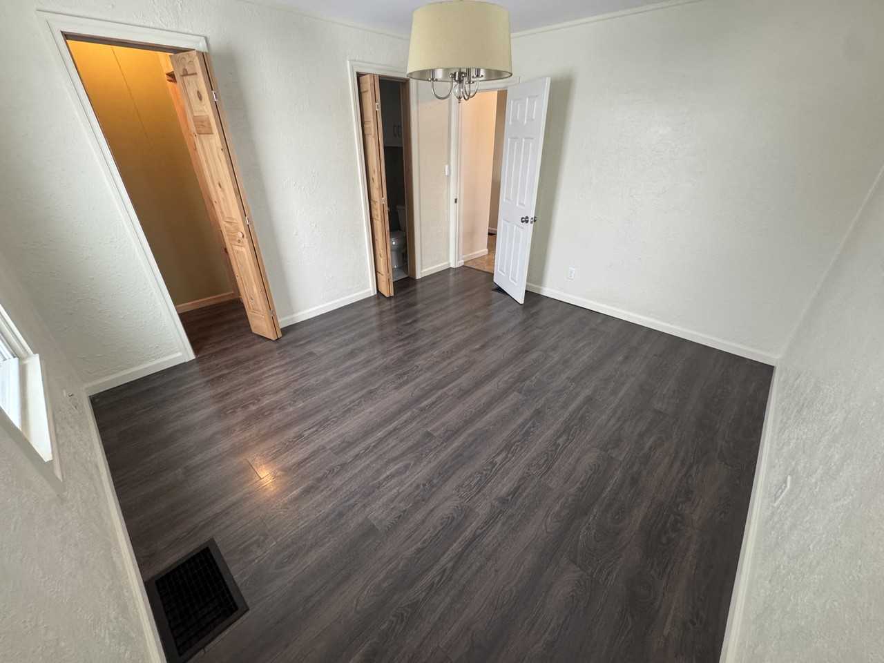 2312 Newton St #NA - Photo 3 of 22